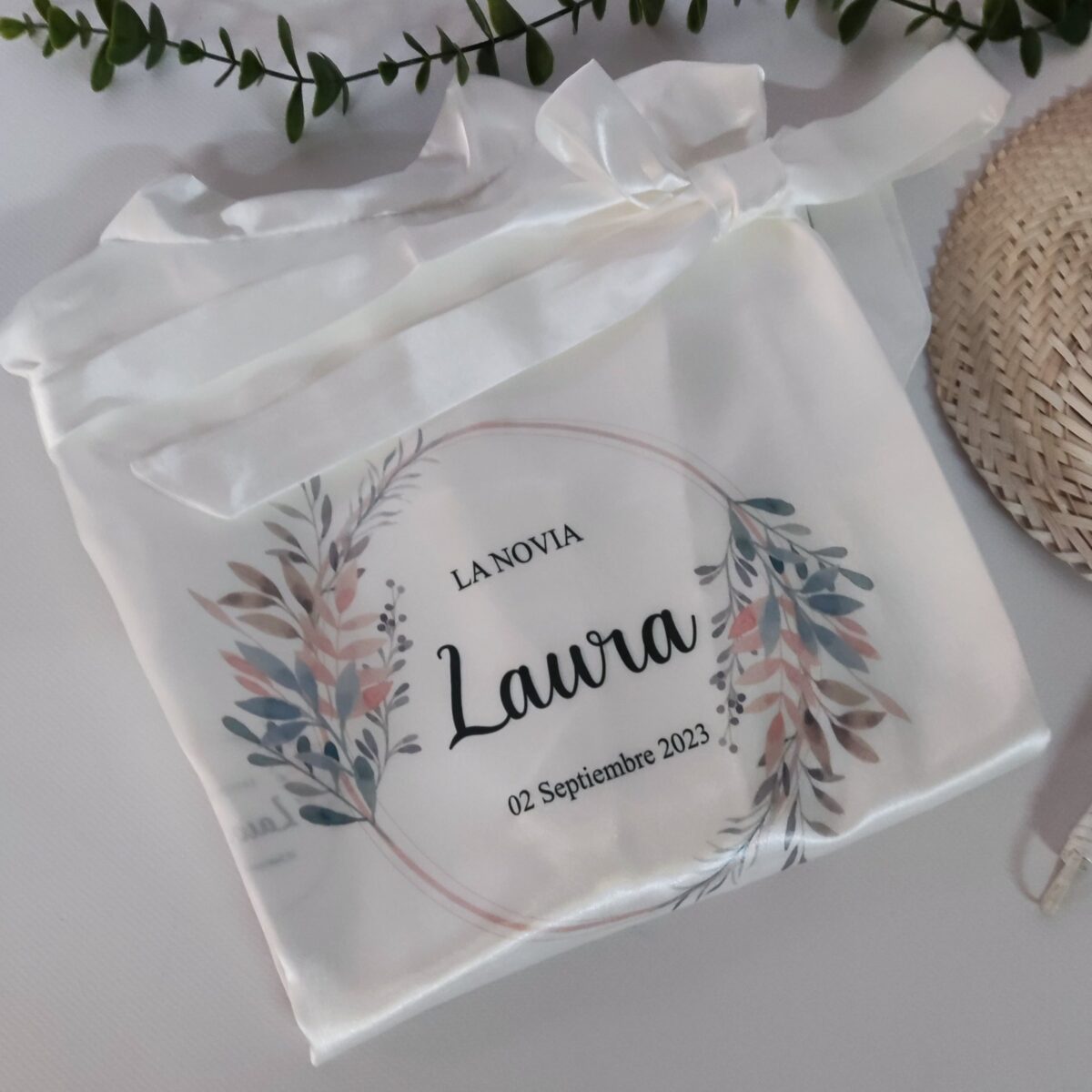 Bata de satén de novia blanca personalizada tipo KIMONO - Imagen 18