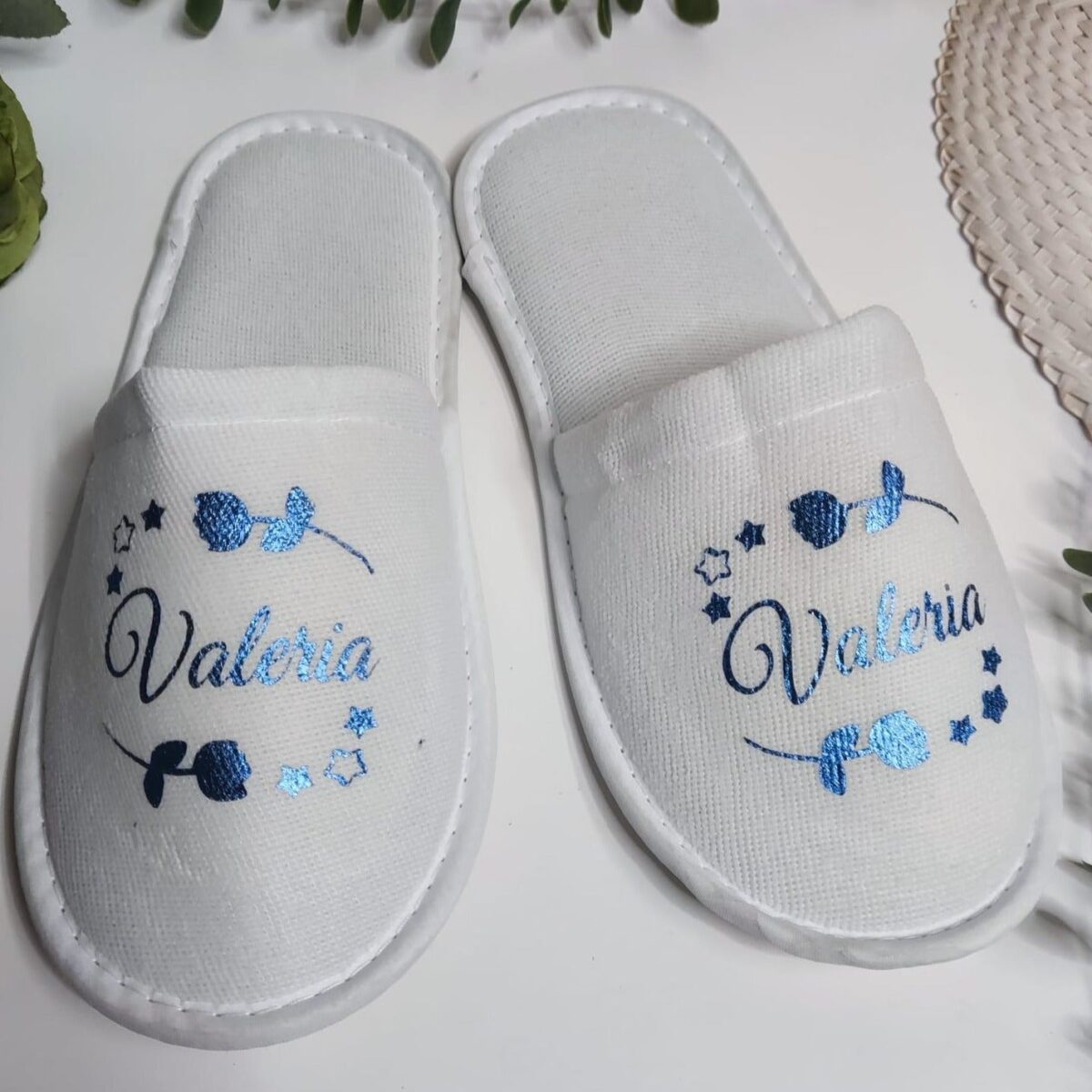 Bata de satén para niñas de comunión personalizadas - Imagen 12