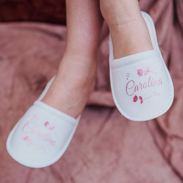 FB_IMG_1651846369582 Bata y Zapatillas de Comunión Con Tu Personaje Favorito" - Imagen 7