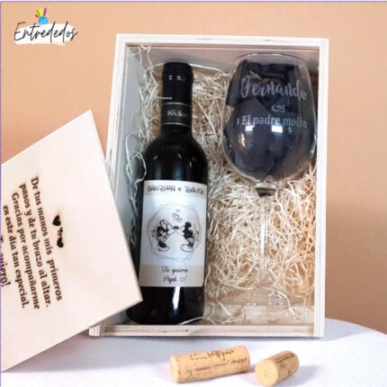 Caja de vino grabada con copa personalizada de 375 ml
