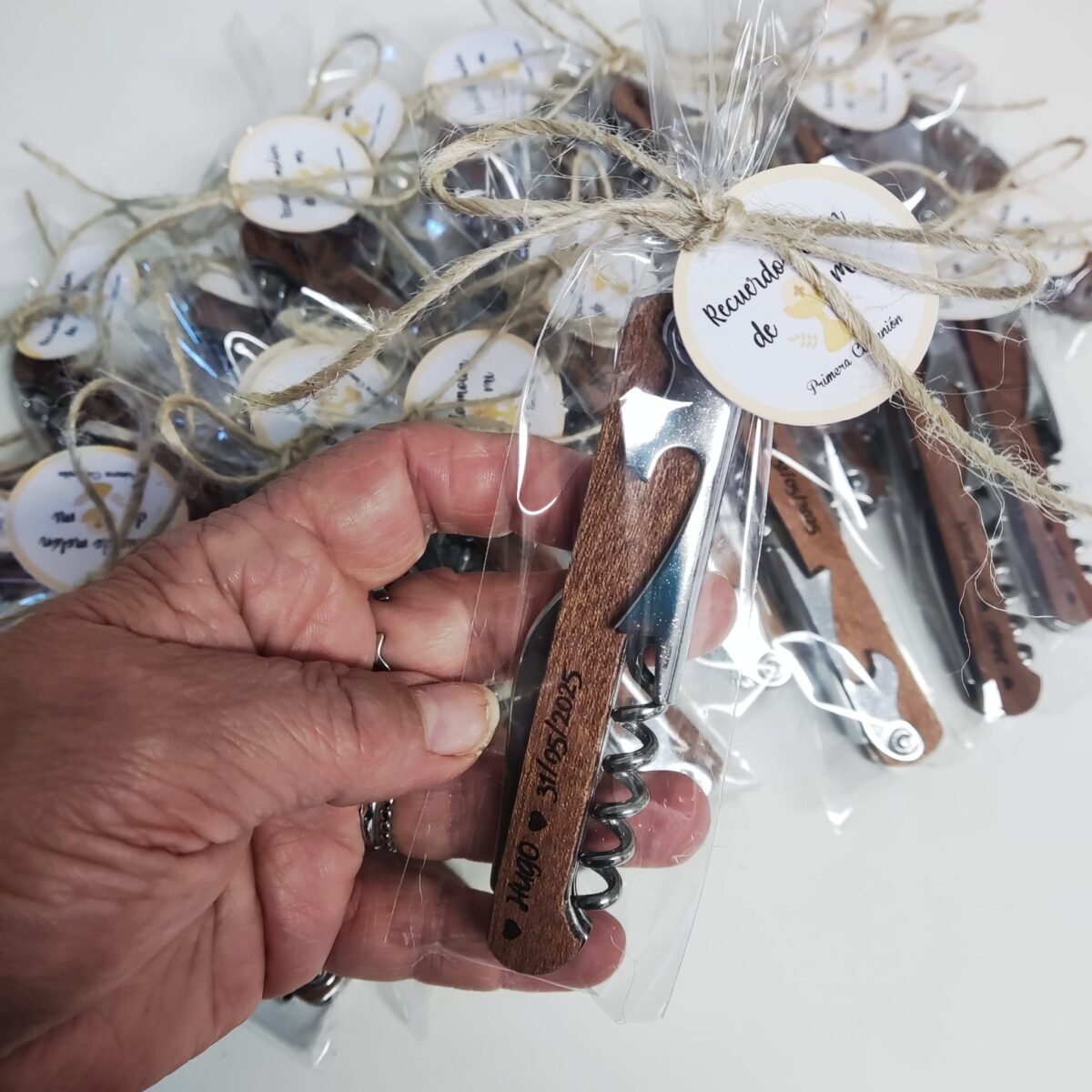 Abridor y sacacorcho personalizado - Imagen 2