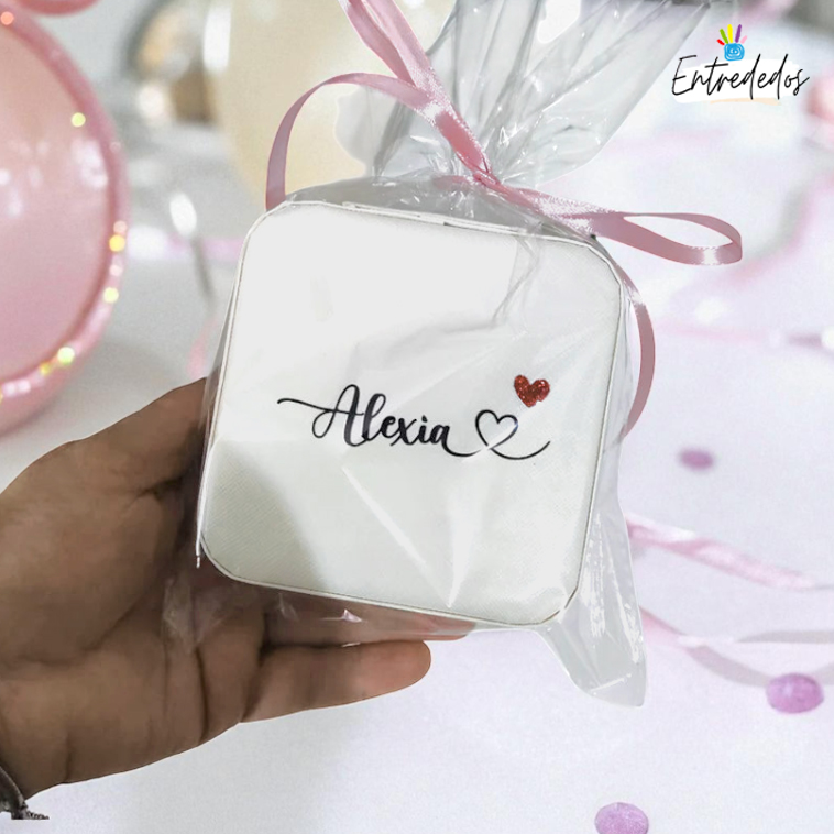 03 Descubre el encanto del kit regalo "NIÑA BELLA" para ella - Imagen 4