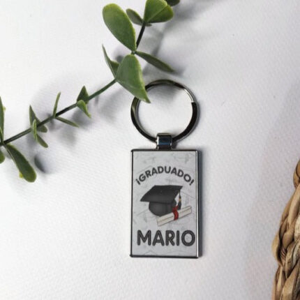 Llavero de metal personalizado para graduación
