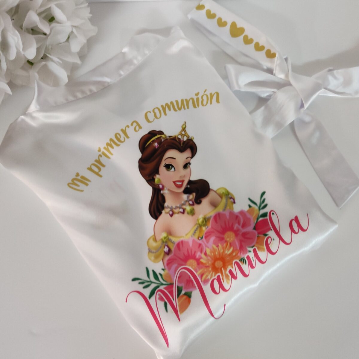 Bata de satén para niñas de comunión personalizadas - Imagen 24