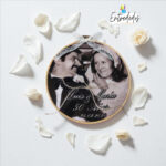 Bastidor Porta Alianzas: Diseño fotografías Único