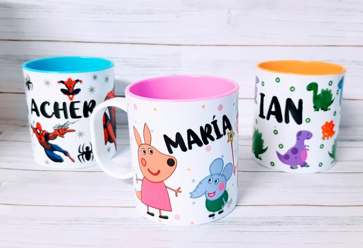 Taza de plástico para niños con «VARIEDAD DE DISEÑOS" - Imagen 10