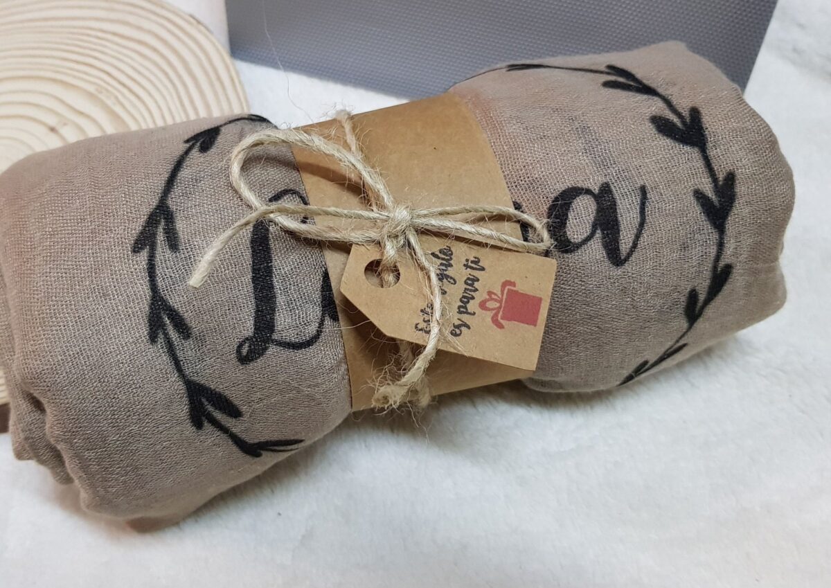 Foulard o pañuelo personalizado con nombre - Imagen 3