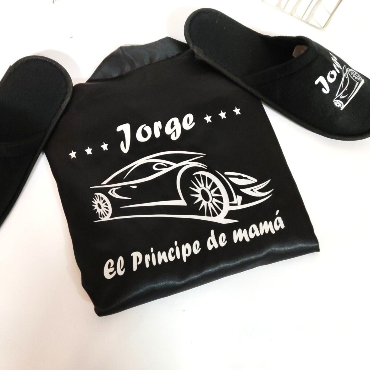 Bata de novio personalizada de varias temáticas - Imagen 2