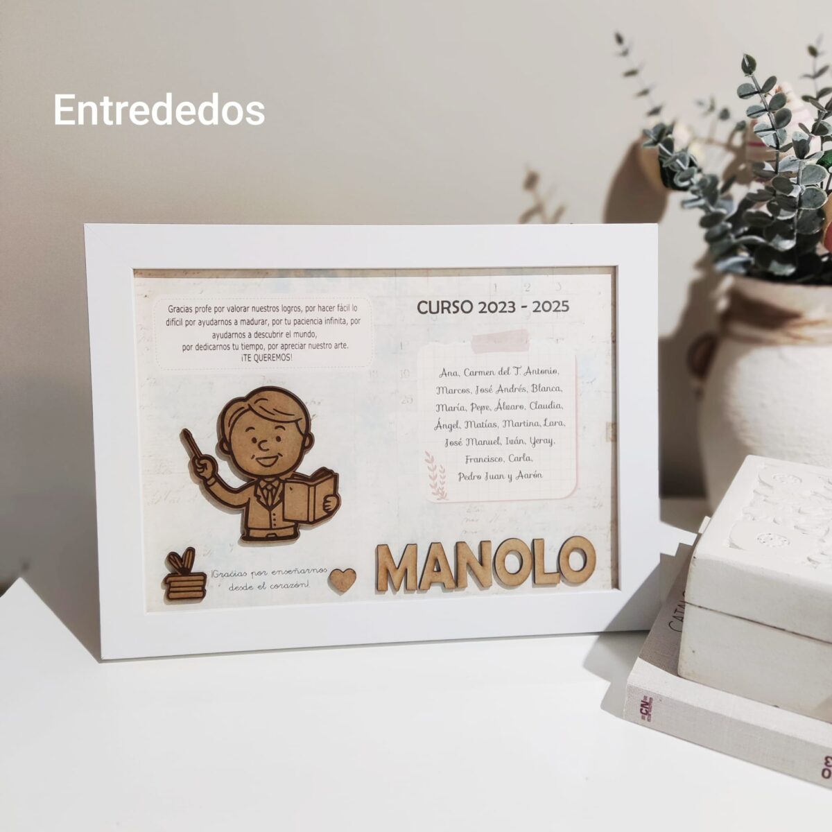 Marco color blanco con detalles en madera para PROFESOR - Imagen 1