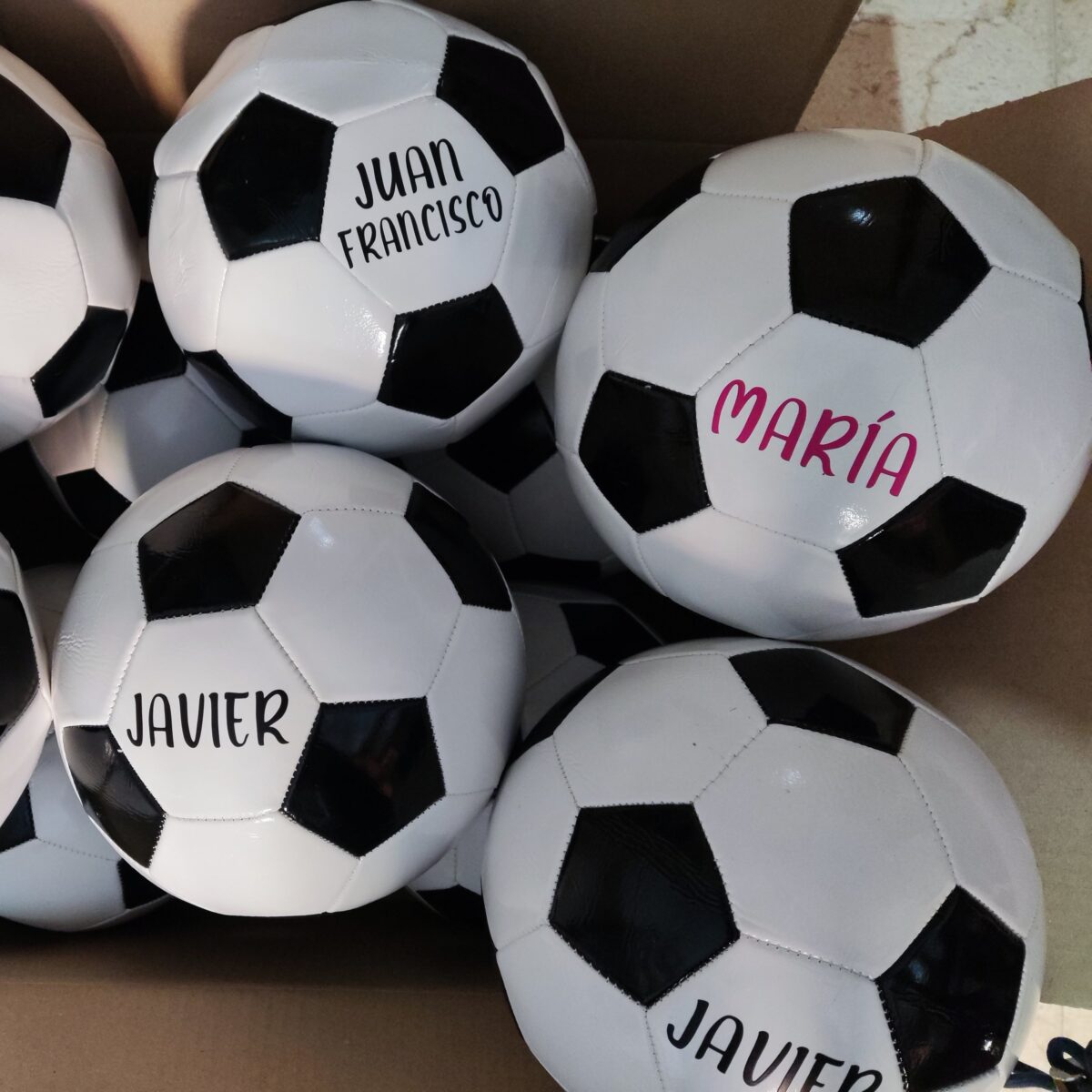 Balón de fútbol con escudos y nombres (CANTIDAD) - Imagen 3