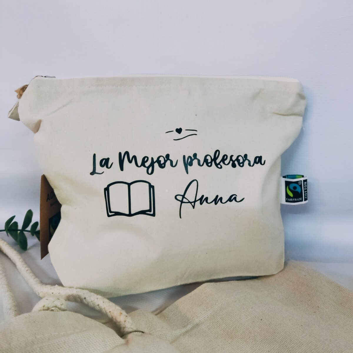 Kit  regalo profesor (bolsa Playa+ botella+ toalla pareo +neceser) - Imagen 6