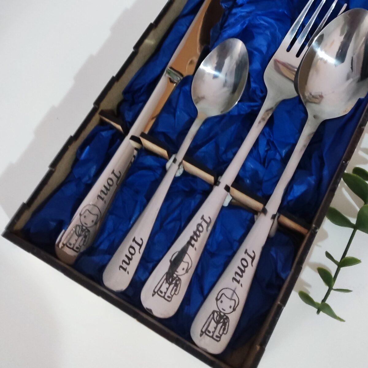 Cubiertos personalizados + caja de madera NATURAL - Imagen 4