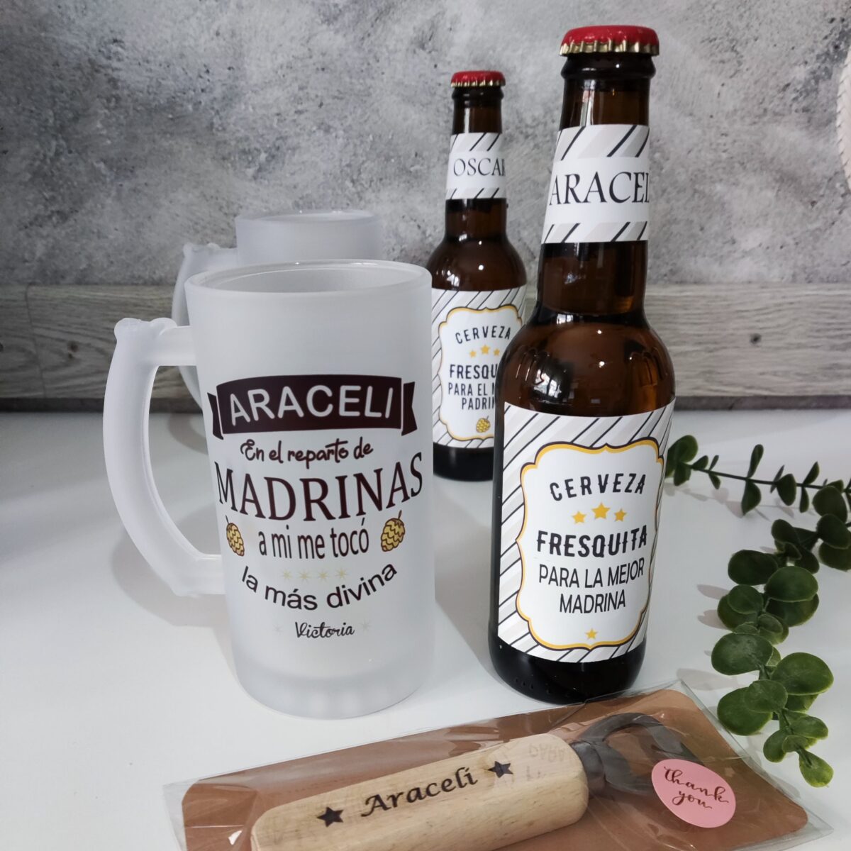 kit regalo con jarra de cerveza para padrinos/madrinas - Imagen 6