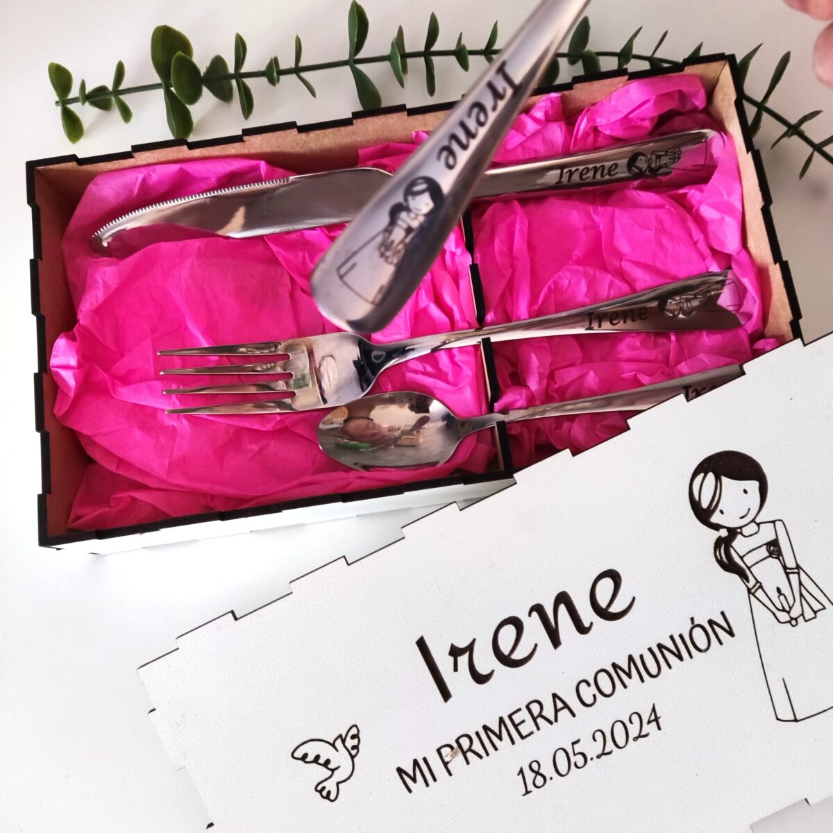 Cubiertos personalizados + caja de madera BLANCA - Imagen 3