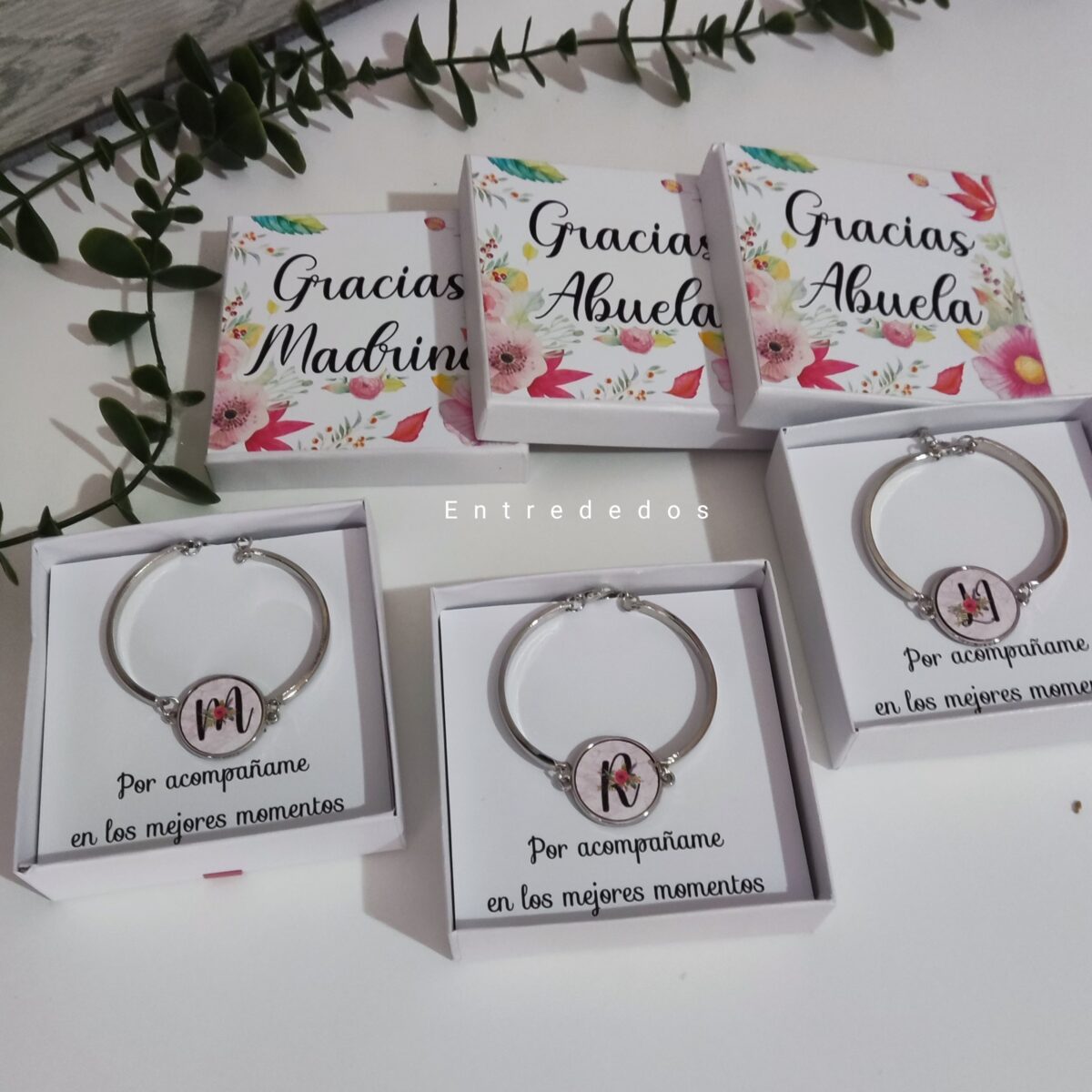 Pulsera de acero Inicial (Madrinas, Madres, Hermanas, Amigas, etc...) - Imagen 1