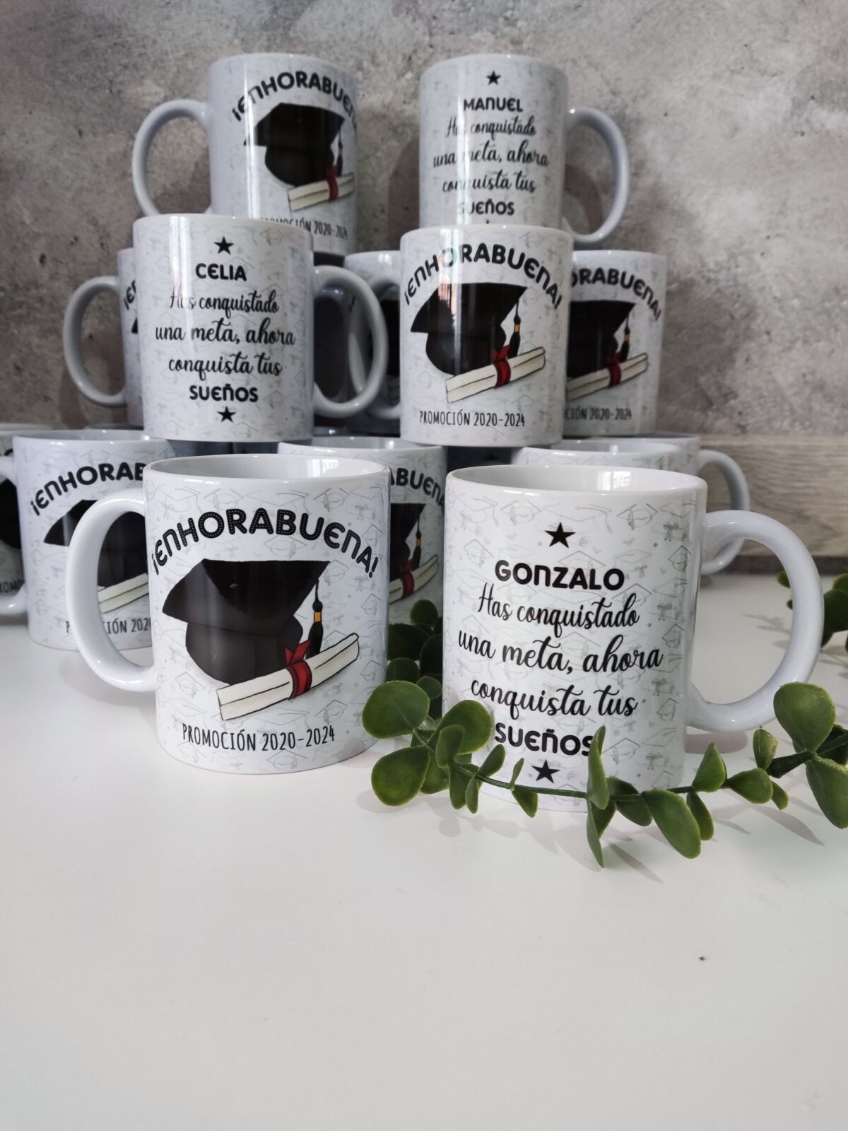 Taza personalizada para graduación - Imagen 4