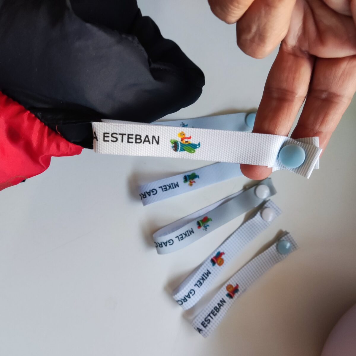 Cintas abrigos para colgar la ropa "VARIEDAD DE DISEÑOS" - Imagen 18