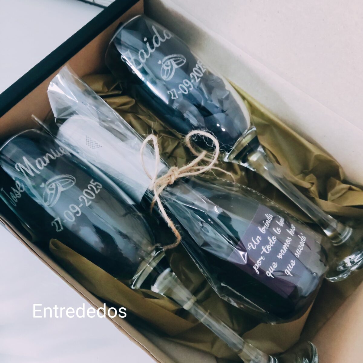 kit Caja de cartón con copas de cava - Imagen 9