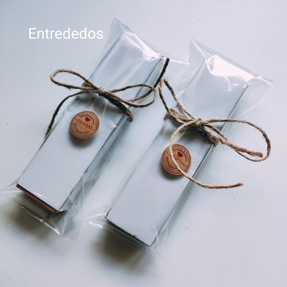 Bolígrafo personalizado + caja grabada para TESTIGOS. PADRINOS. ETC.. - Imagen 12