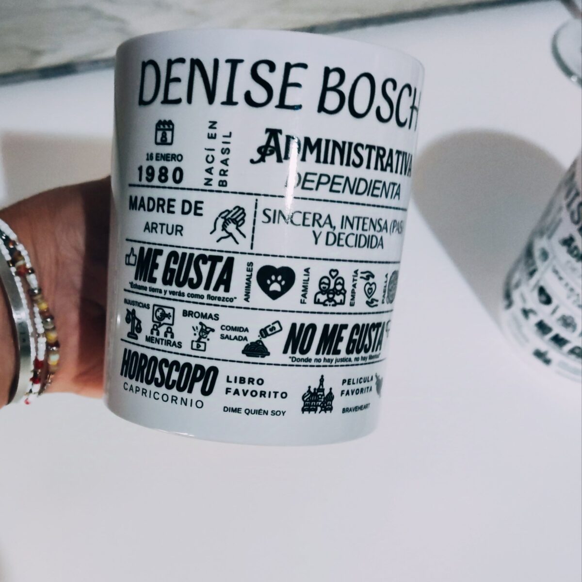 Taza "Infografía para regalar a PADRE O MADRE. - Imagen 5