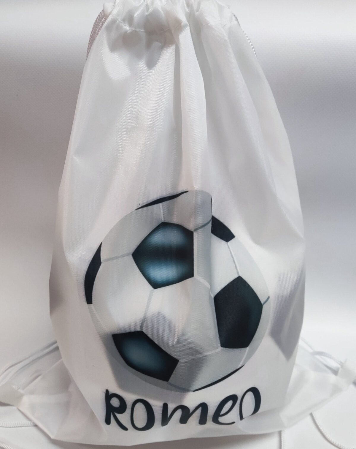 Mochila con el dibujo de un BALON + NOMBRE - Imagen 3