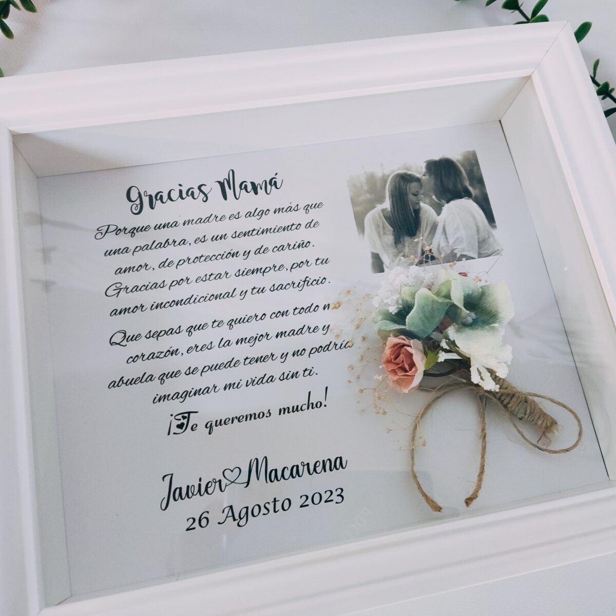 Cuadro de madera con ramillete de flores - Imagen 1