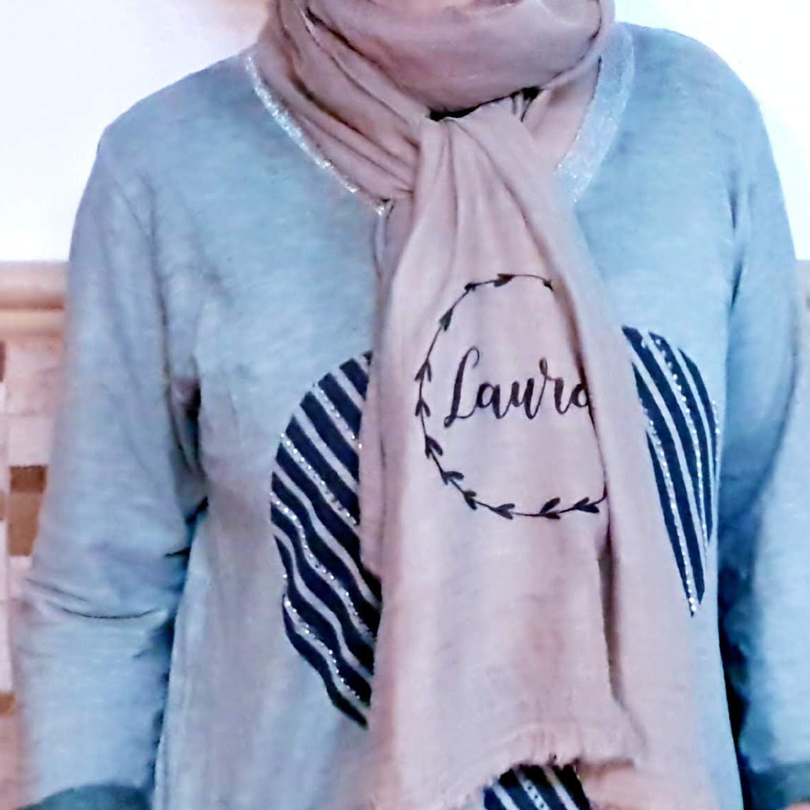 20201113_003656.jpg Foulard personalizado: estilo único con tu nombre - Imagen 1