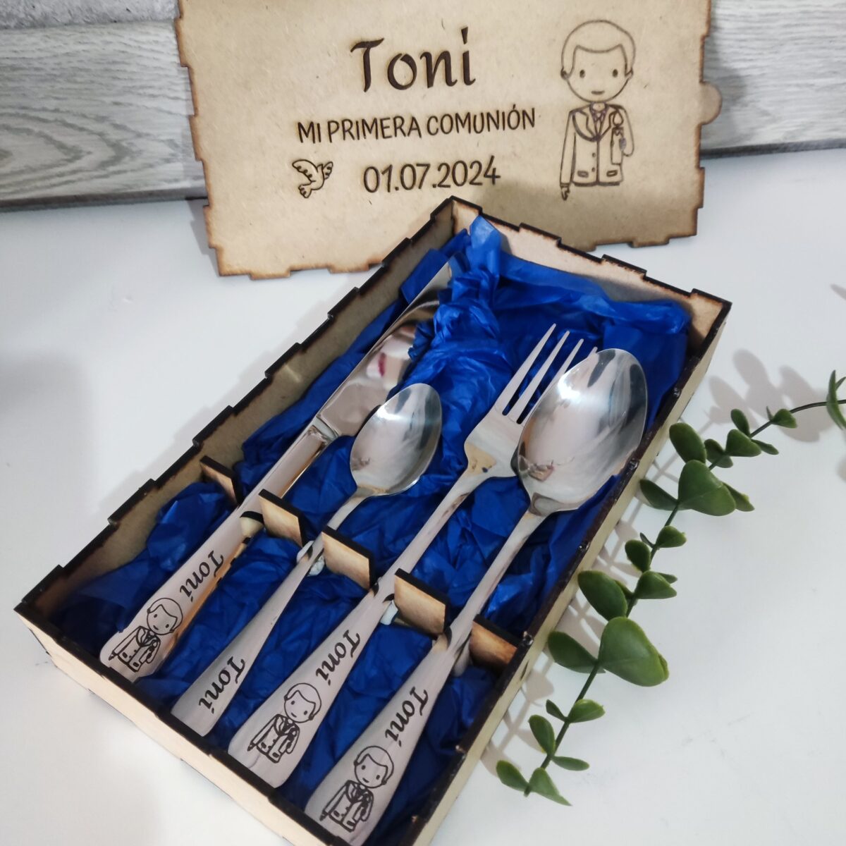 Cubiertos personalizados + caja de madera NATURAL - Imagen 3