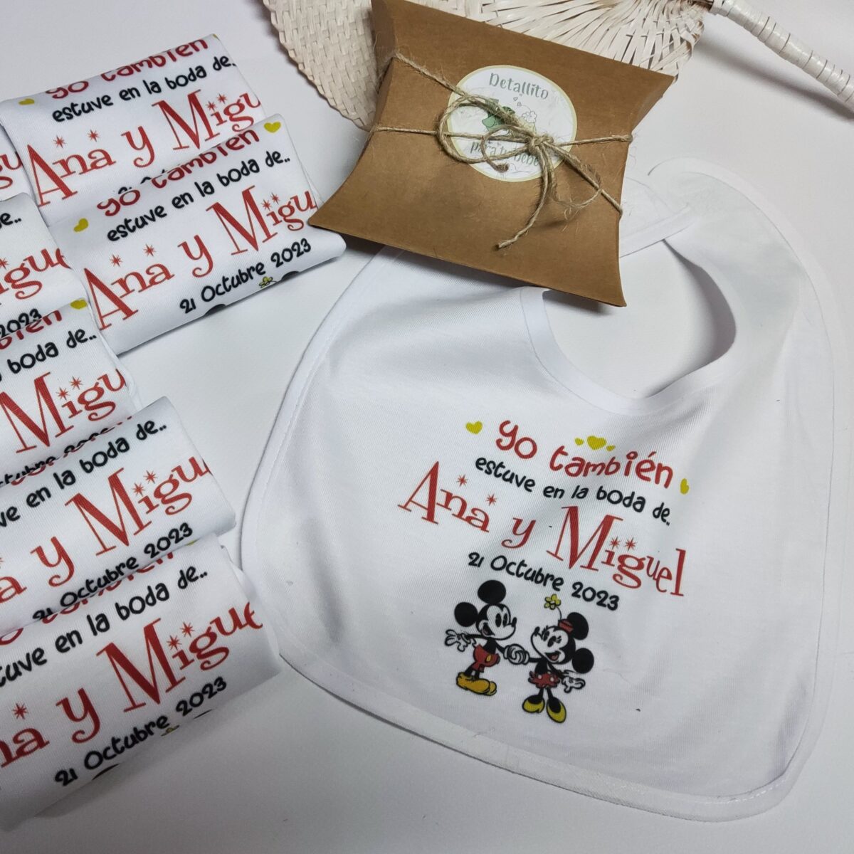 Baberos para eventos variedad de diseños disponibles - Imagen 22