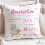 Cojín Personalizado de Nacimiento para Bebé Rosa(🚚 Incl.)