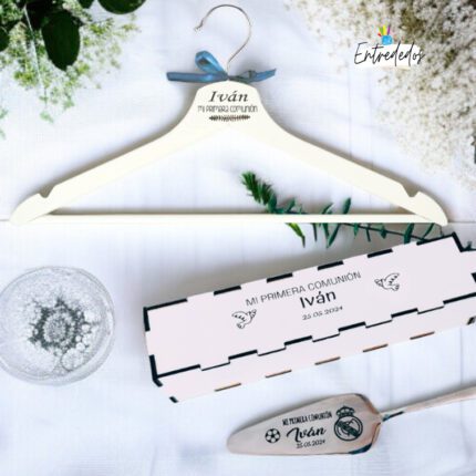 Set de Comunión Personalizado con Caja, Pala y Percha Grabada