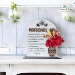 Placa decorativa personalizada con flores