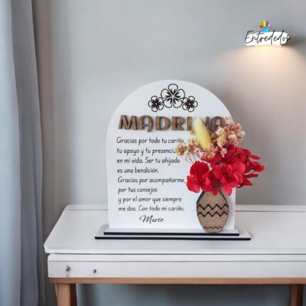 Placa decorativa personalizada con flores