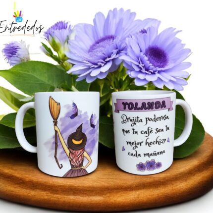 taza personalizada brujilla poderosa con nombre para mujer 330 ml